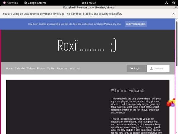 [Image: FoxxyRoxii-Customer-Support.jpg]